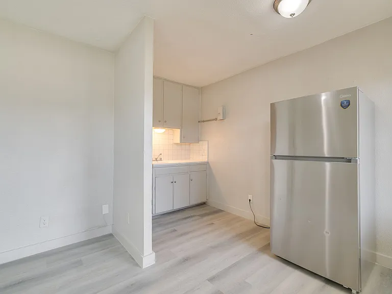 4701 NW 16th St #24 — Photo 26