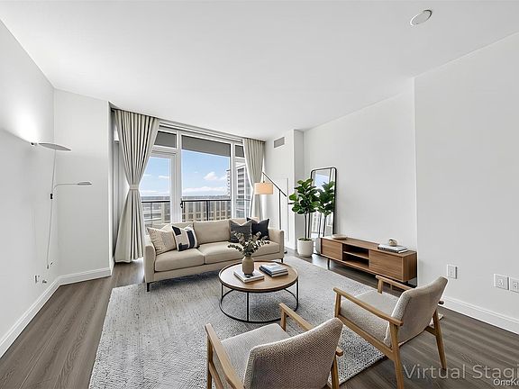3rd image of 13336 37th Avenue #12G