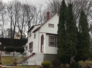 8 School St, Saugus, MA 01906