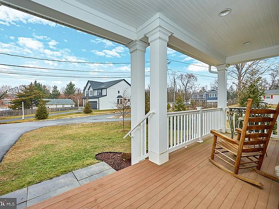 4th image of 2905 Random Rd