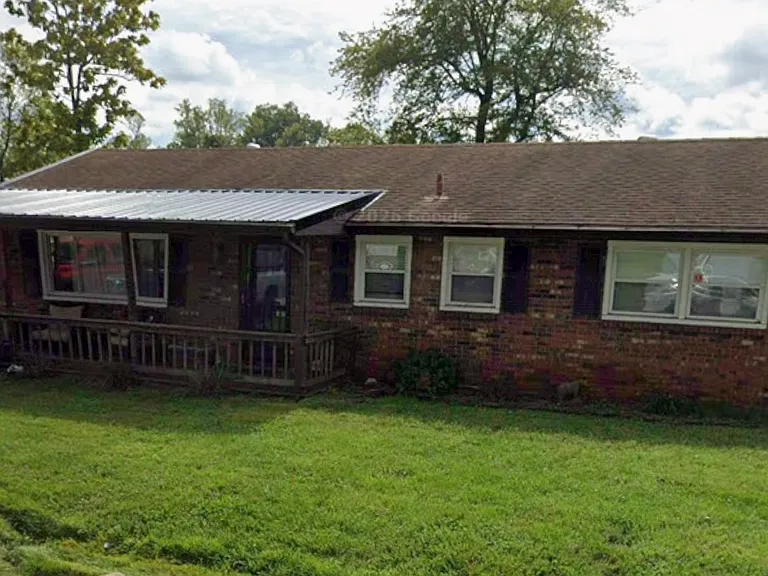 700 Elita Ln — Photo 10