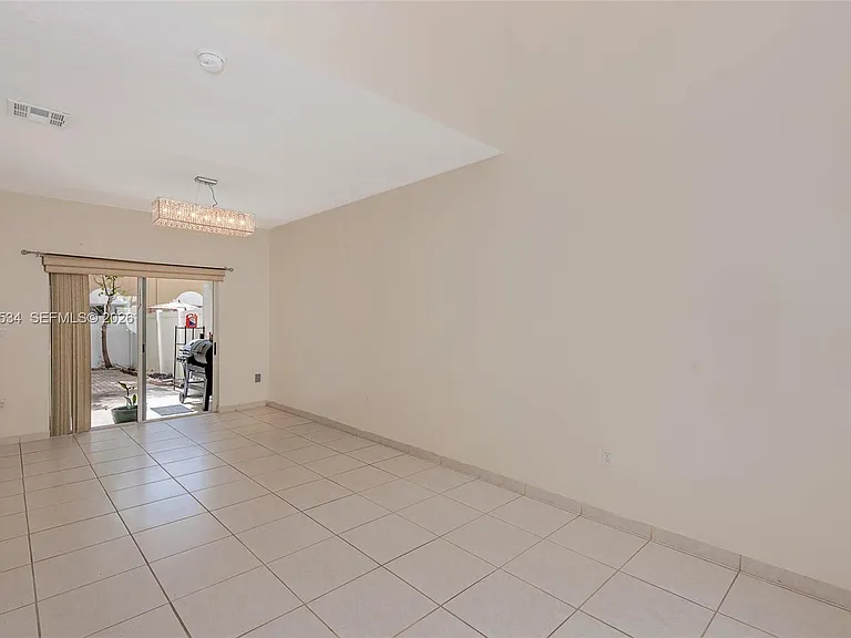 4959 SW 128th Ter — Photo 3