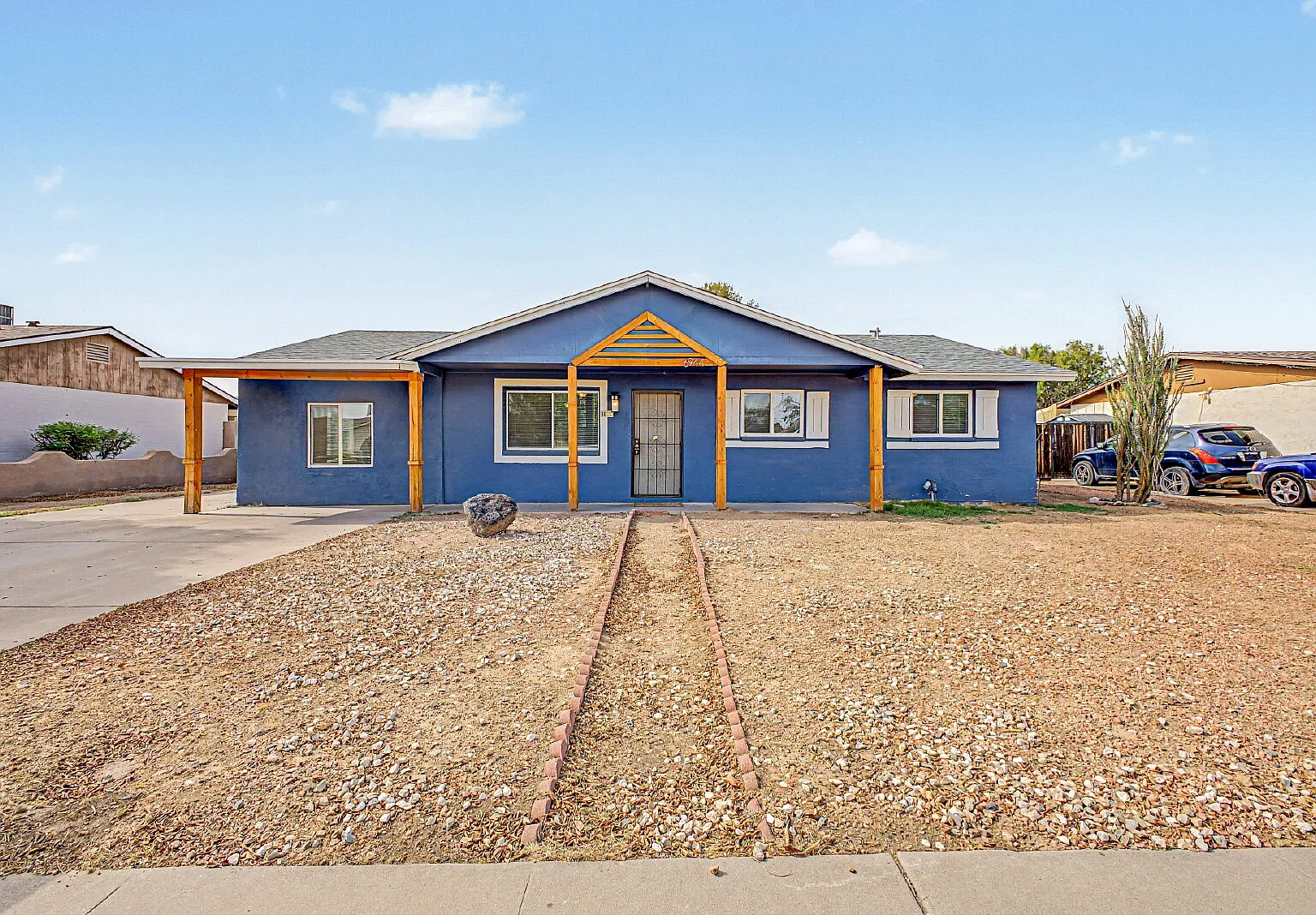 3 bed, 2.0 bath, $1,810 — Photo 1