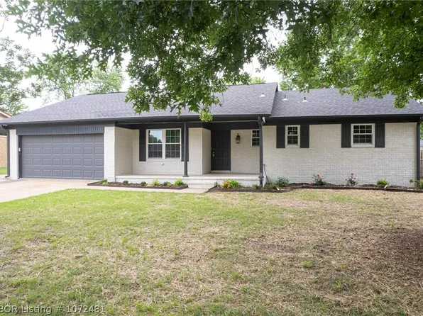 1413 Meadow Cir, Fort Smith, AR 72908