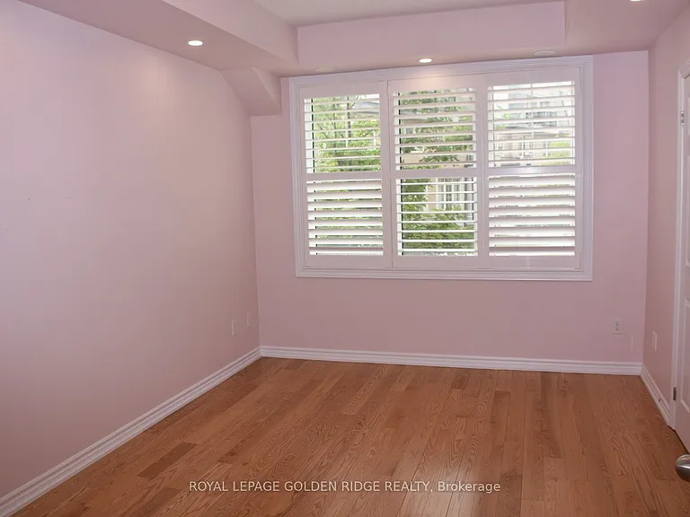 1 Eaton Park Ln #6 — Photo 8