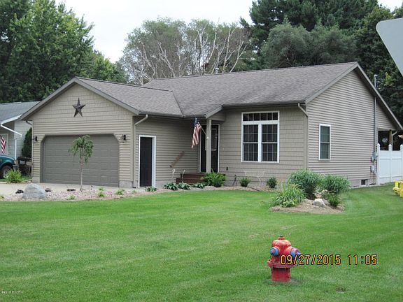 3rd image of 403 E Muskegon Ave