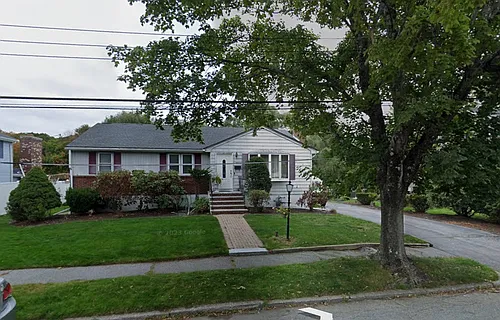 71 Leitha Dr Photo 1