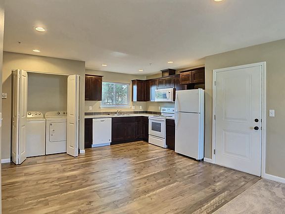 2nd image of 2311 NE 138th Ave #28