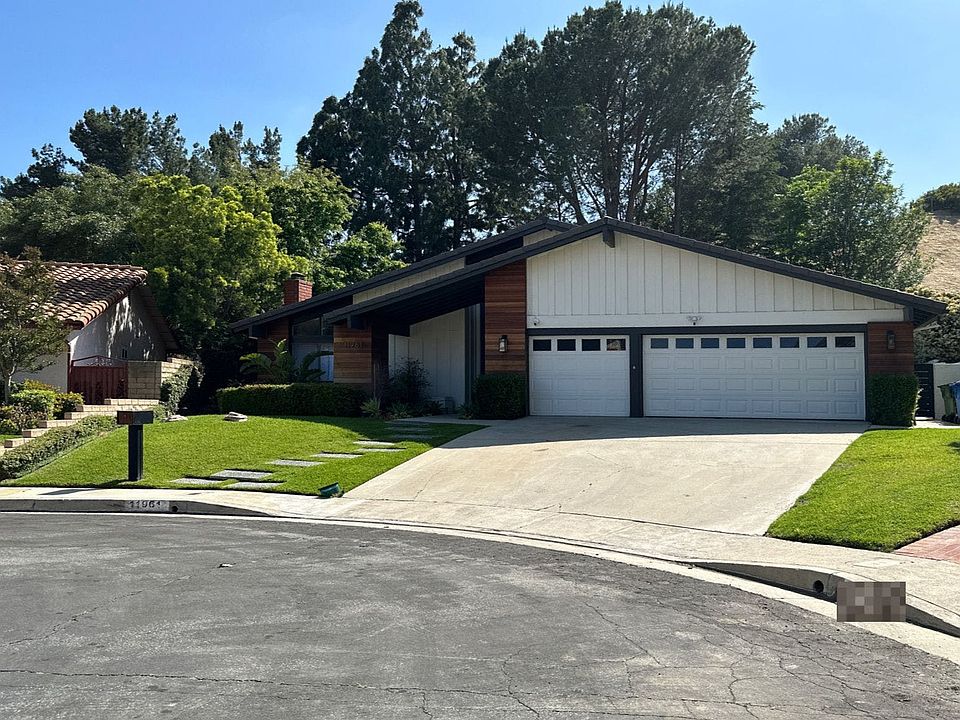2nd image of 11961 Sonoma Way