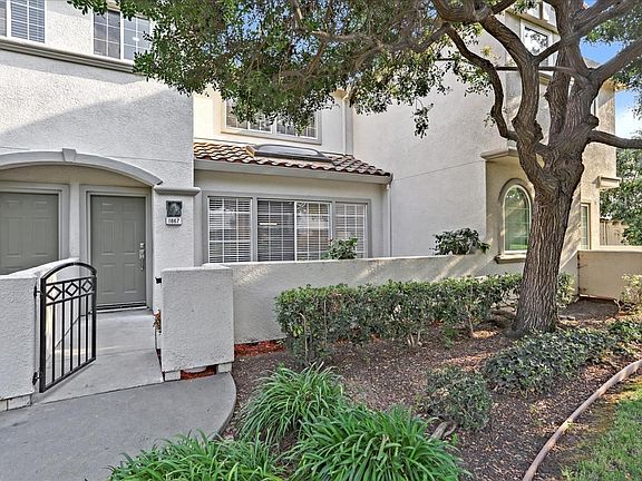 4th image of 1867 Sheri Ann Cir