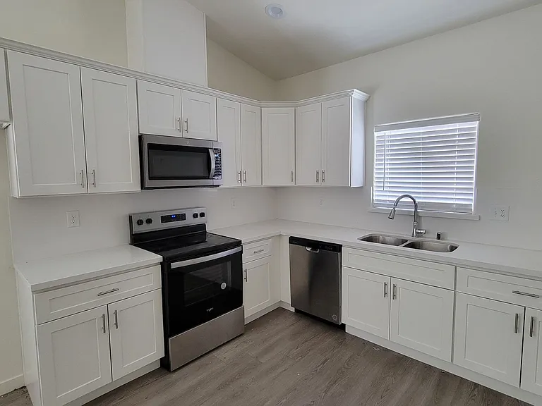 5000 Ava Angele Ct — Photo 3