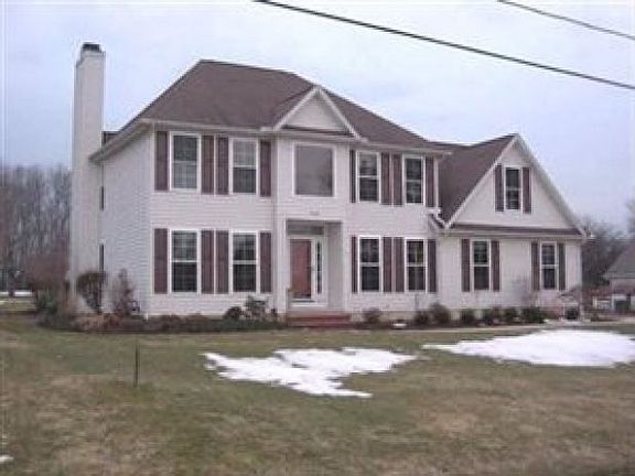 2nd image of 122 Wheeler Dr