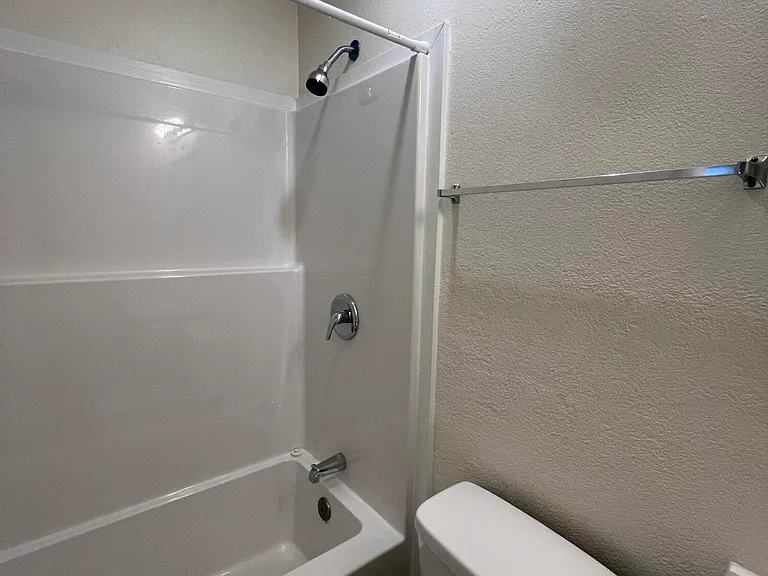 103 Ralph Dr — Photo 16
