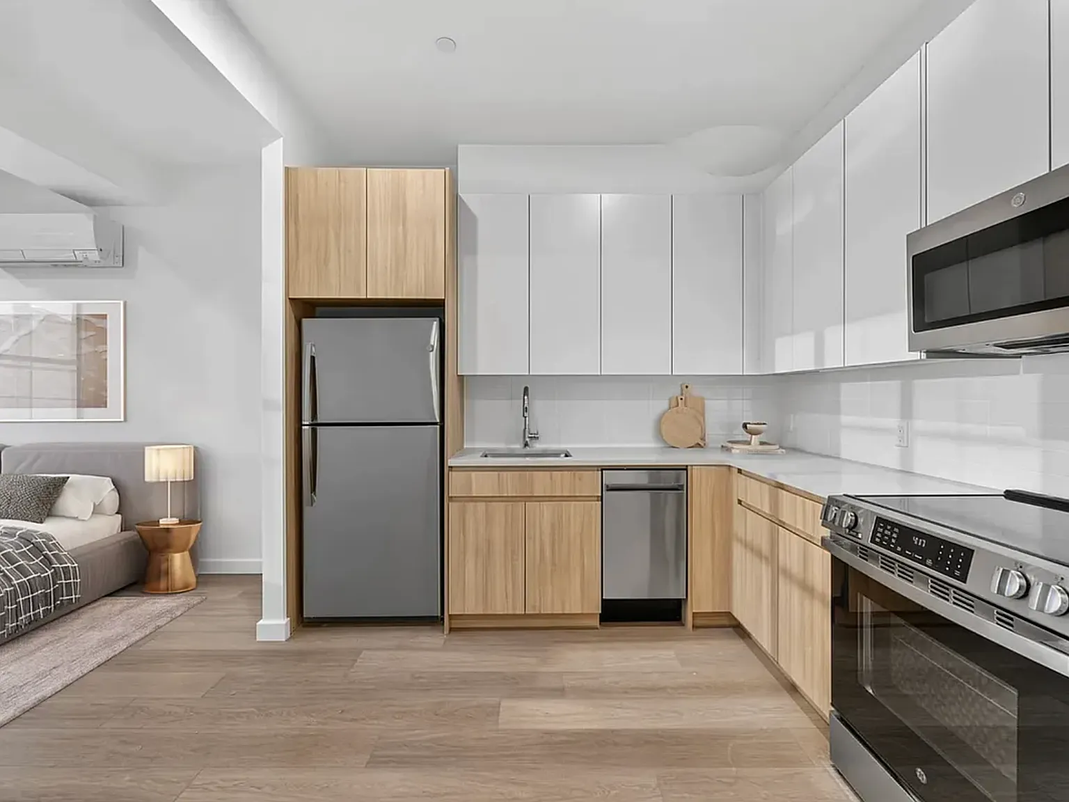 225 East 134th Street — Photo 3
