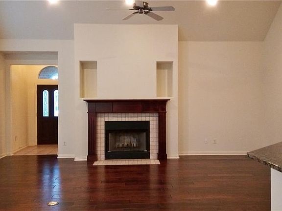 3rd image of 2023 Baird Hollow Ln