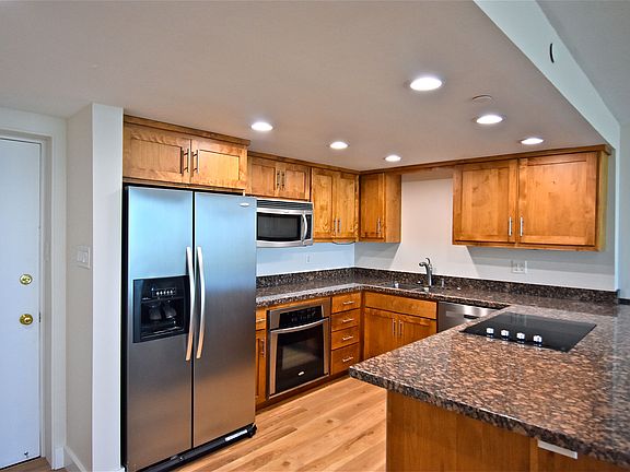 2nd image of 515 S 1000 E APT 803