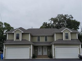 1563 Lonsdale Ave, Lincoln, RI 02865