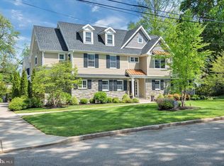 321 Bradshaw Ave, Haddonfield, NJ 08033