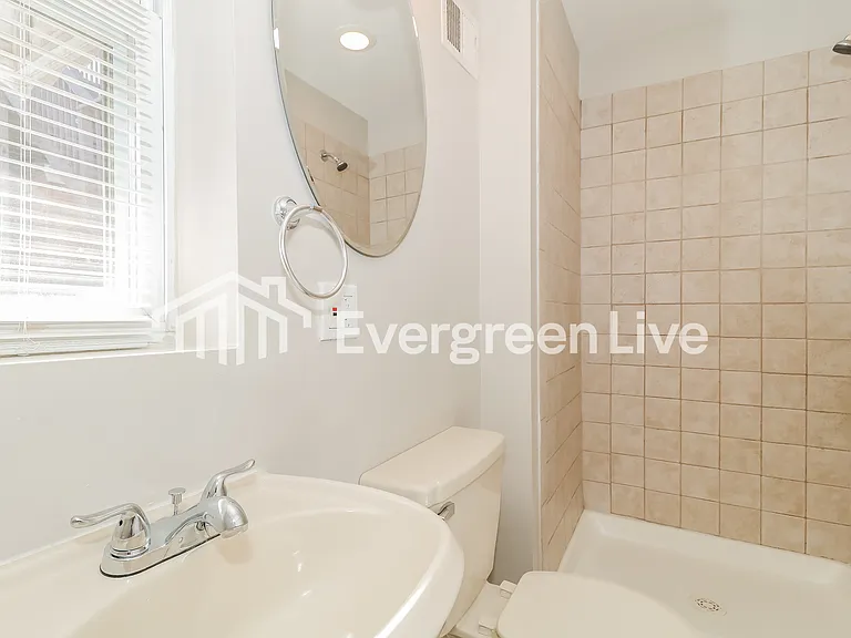 401 E Gittings St — Photo 11