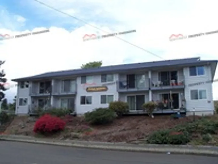 312 E Broadway Ave — Photo 1