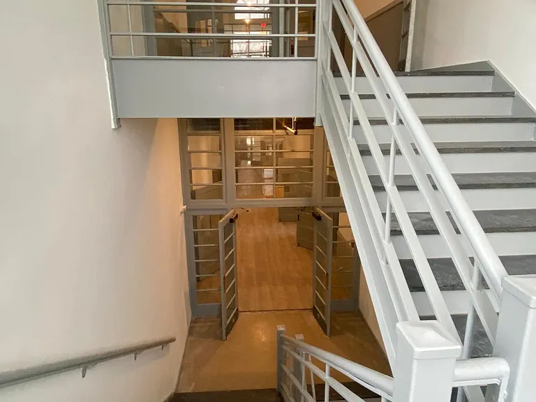 5 Llandillo Rd #8 — Photo 7
