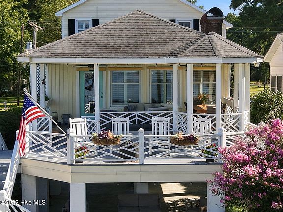 2nd image of 338 Cypress Shore Road