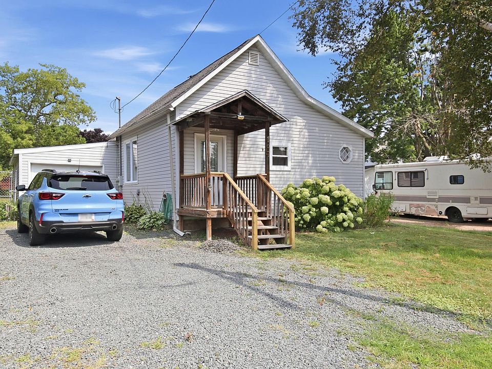 1st image of 107 Blaine Ave
