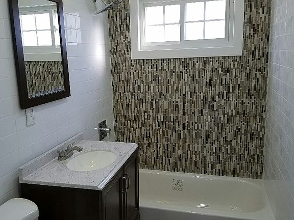 3rd image of 168-10 144 Ave A