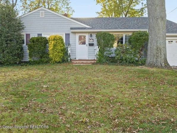 312 Winchester Drive, Brick, NJ 08724