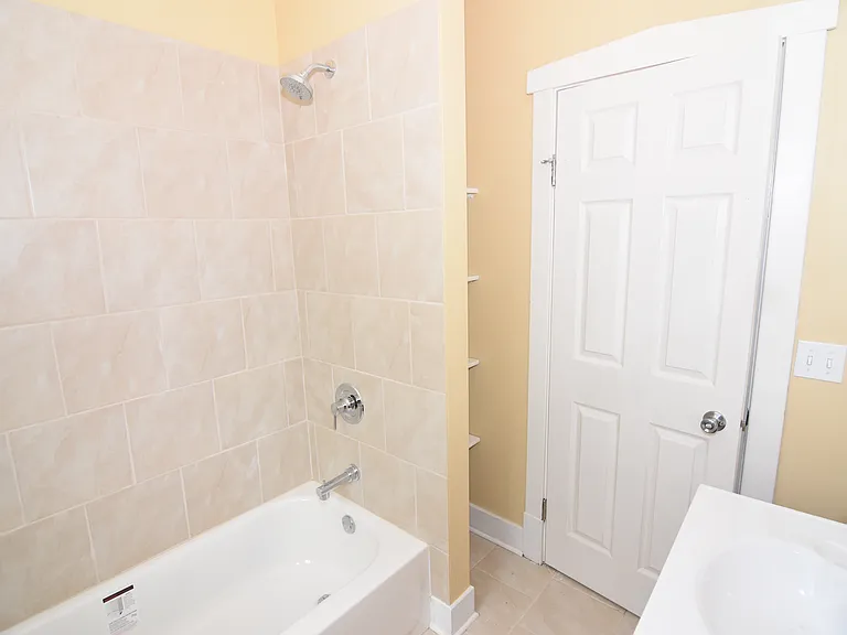 9761 Schiller Blvd — Photo 12