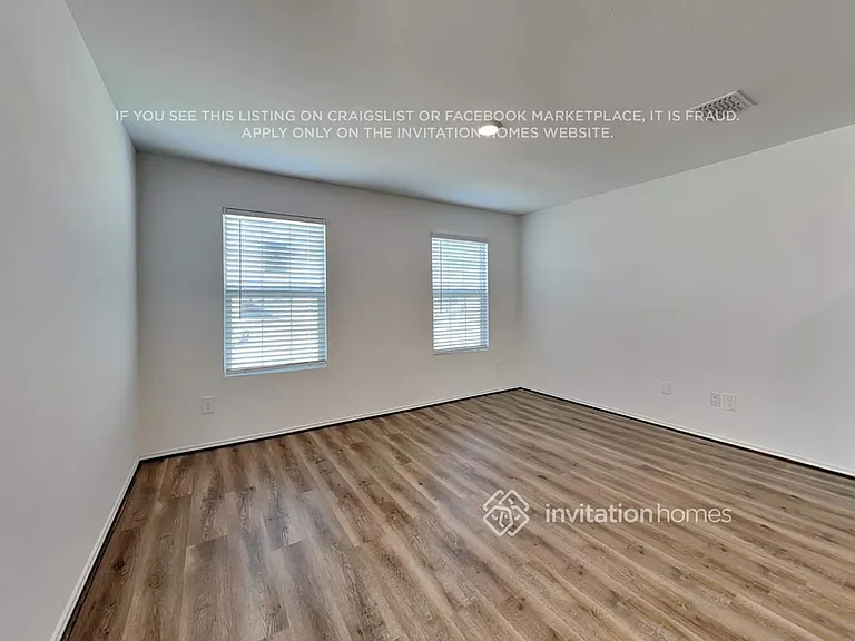 2938 Greenhorn Ave — Photo 3