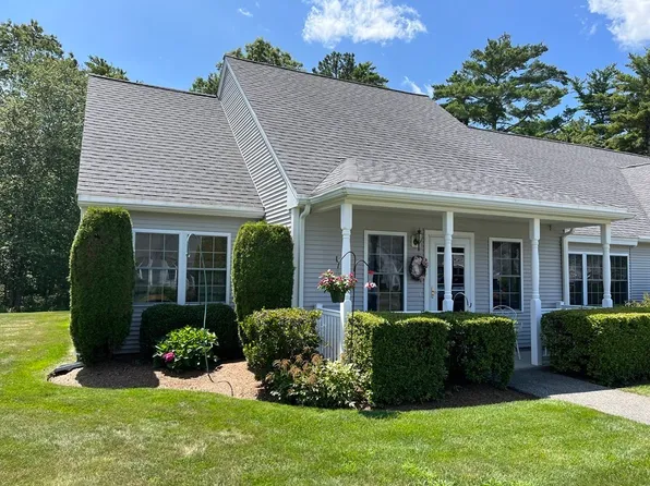 4-4A Cranberry Grove Way, Wareham, MA 02571