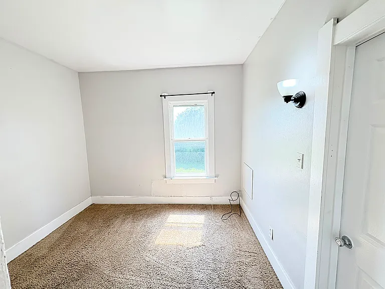 2722 N Erie St #2 — Photo 10