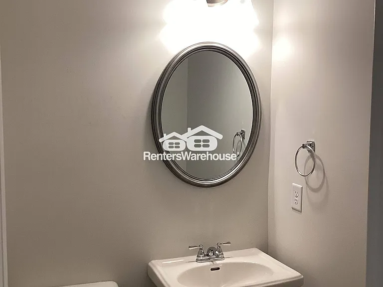 1132 Chastain Dr — Photo 8
