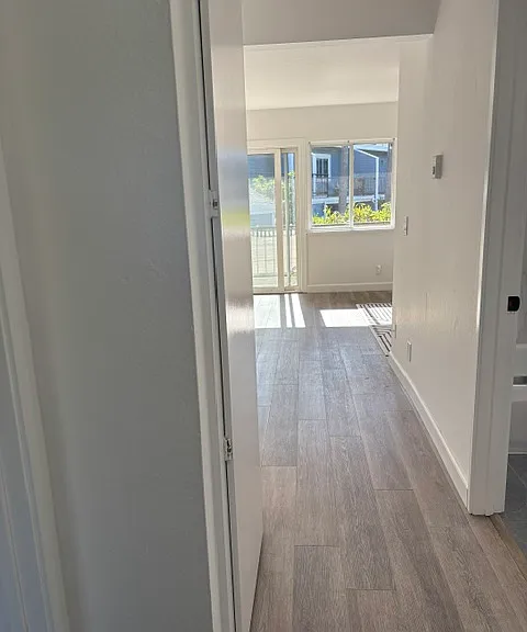 130 Stanford Way — Photo 8
