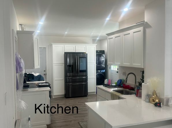 2bd 1ba 960sqft — (undisclosed Address)