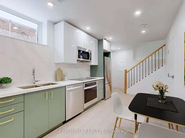 134 Victory Dr, Toronto, ON M3M 2J8