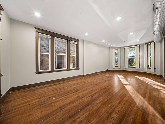 5th image of 2435 S Drake Ave
