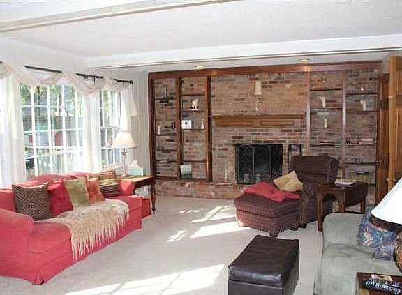 4th image of 2525 Germanwood Ln