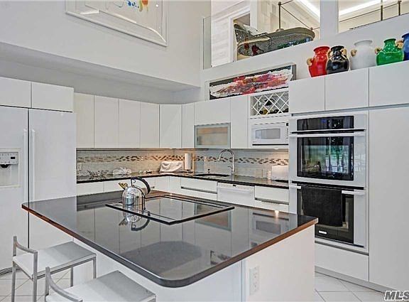 5th image of 1765 Westview Dr