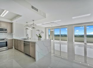 The Tower Residences Cond, Miami, FL 33133