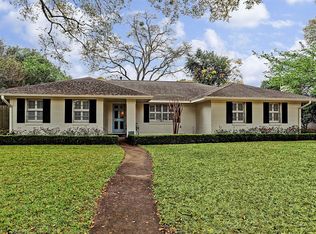 5643 Meadow Lake Ln, Houston, TX 77056