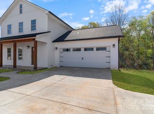 7205 Church Rd, Taylorsville, NC 28681