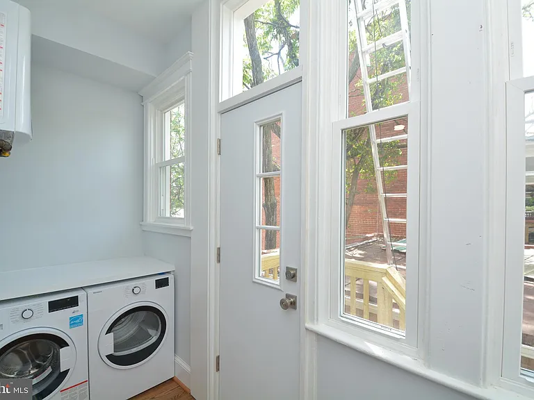 1724 2nd St NW — Photo 18