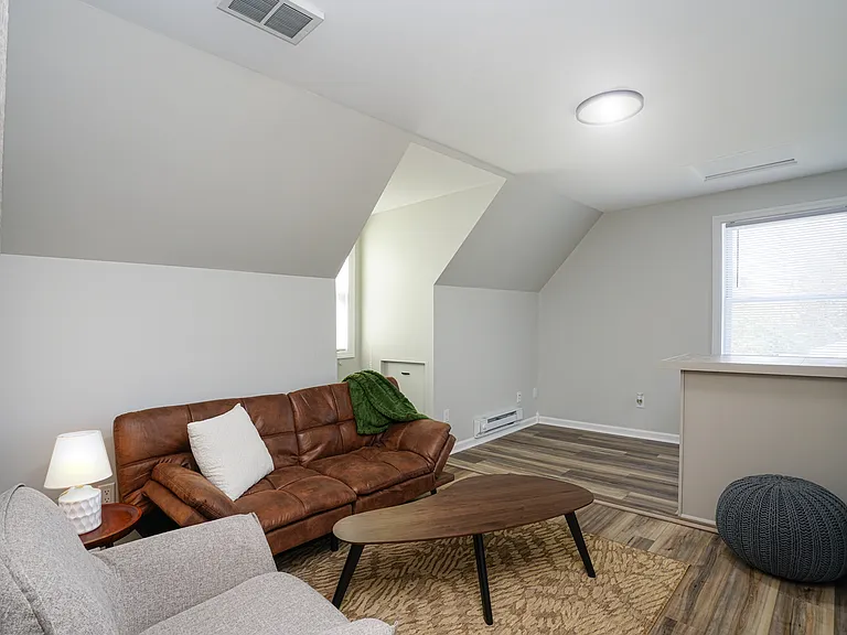 256 Spring St — Photo 12