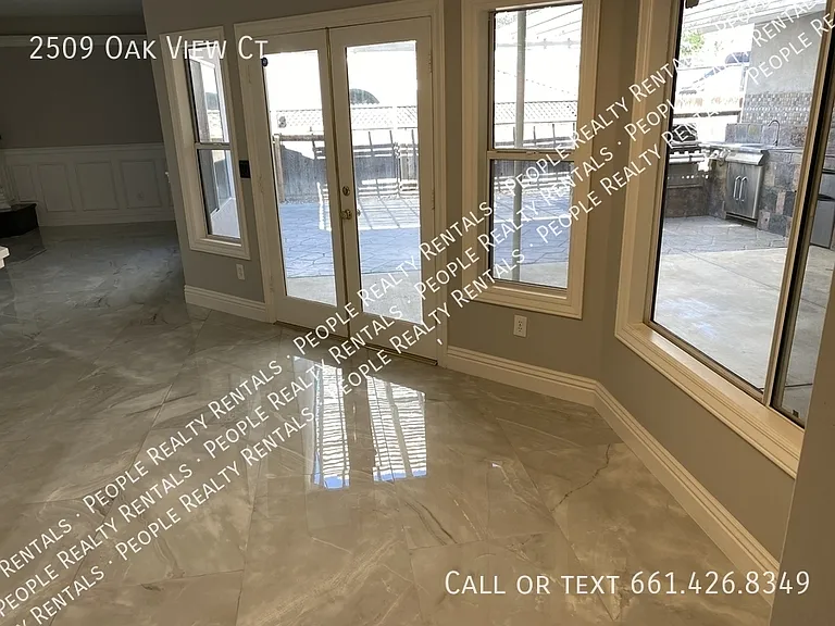 2509 Oak View Ct — Photo 31