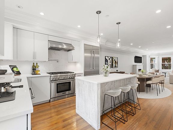 2nd image of 18 Follen St APT 2