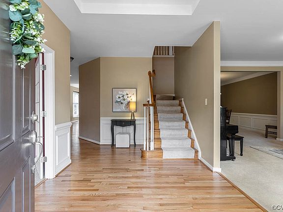 5th image of 14012 Riverdowns North Mews