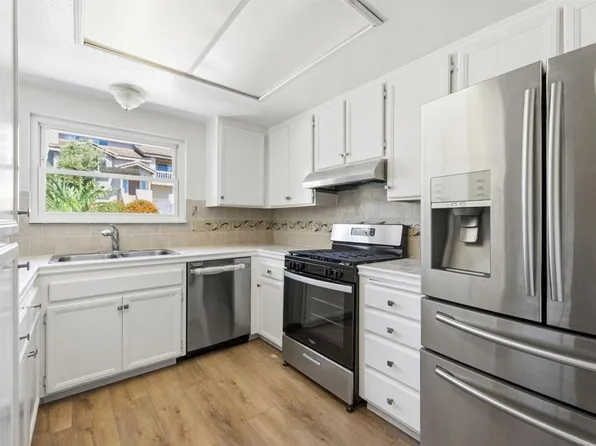 1257 Soria Gln, Escondido, CA 92026