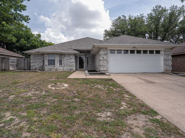 733 Windridge Ln